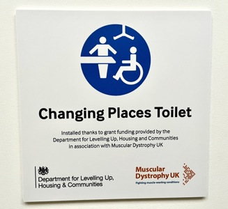 Changing Places toilet a IWM Duxford